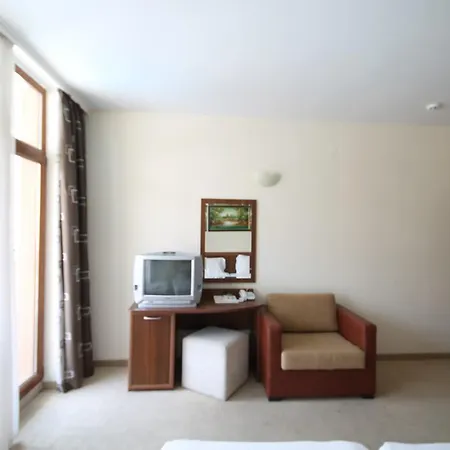 New Estate In Grenada Апартамент