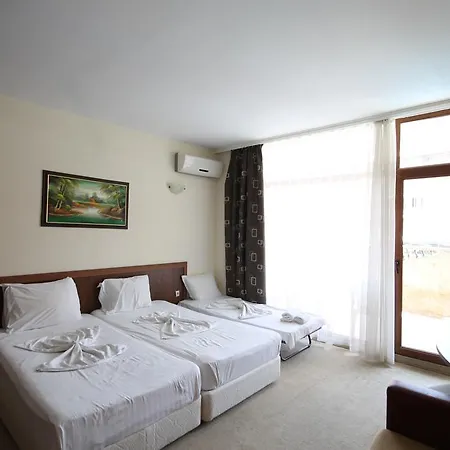 Апартамент New Estate In Grenada Слънчев бряг